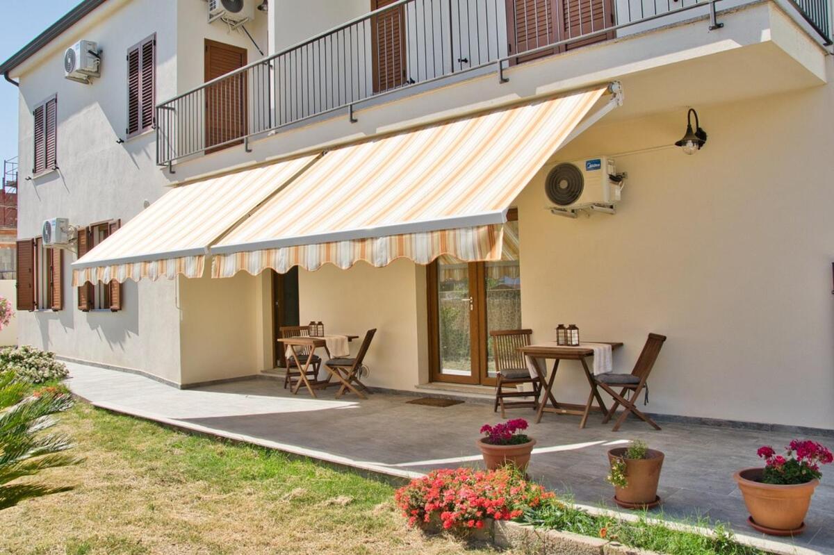 Dommu Livia Hotel Lotzorai Exterior foto